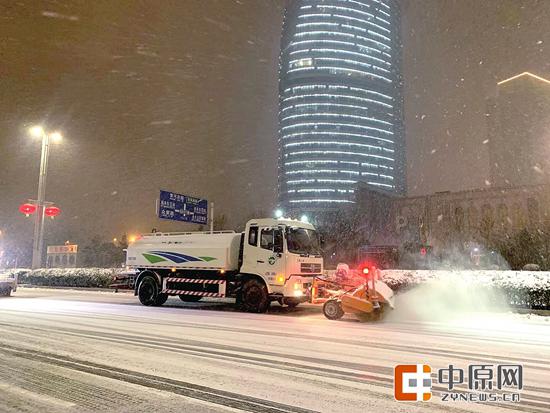 郑州降雪今日中午停止 下周一或再迎雨雪 小心出行